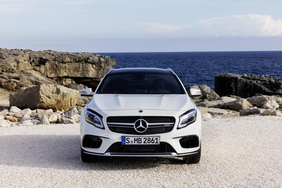  Mercedes-AMG GLA45 4Matic 2017 года  (WW) (фото 15 из 40)